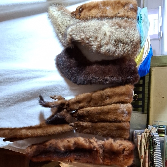 Beautiful Collection Of 6 Pieces Of Mink/Fur Wraps +vintage 1940s Multiwrap